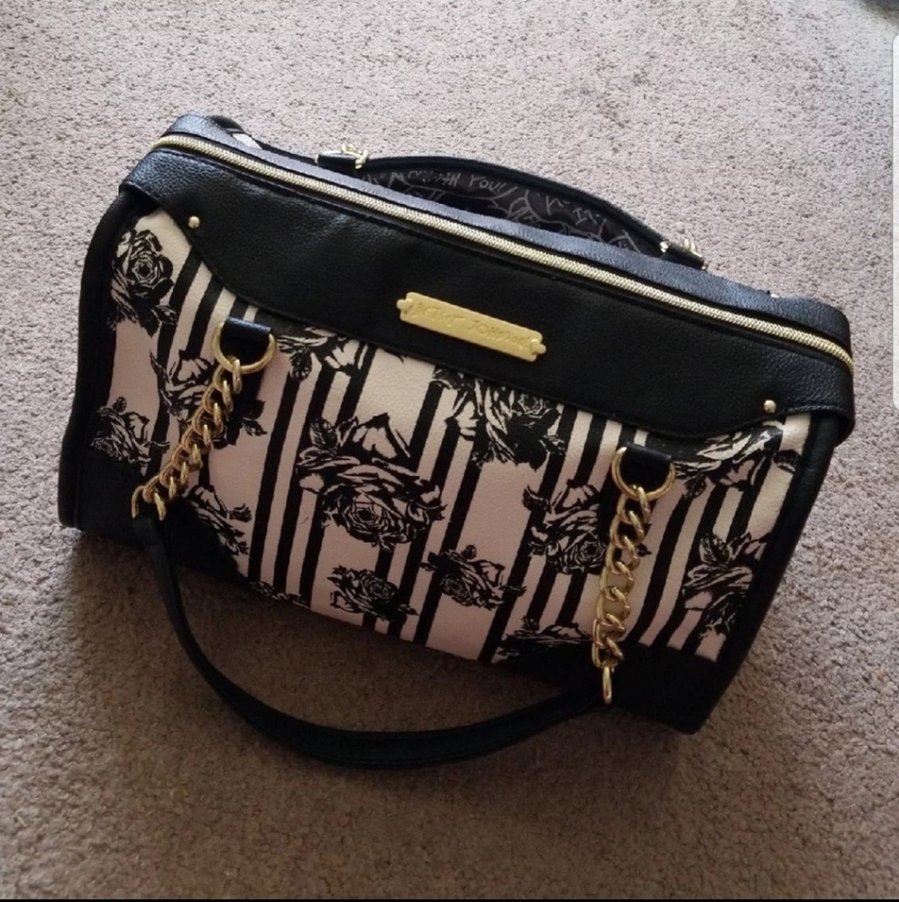 🌺SOLD🌺 Betsey Johnson Rose Handbag